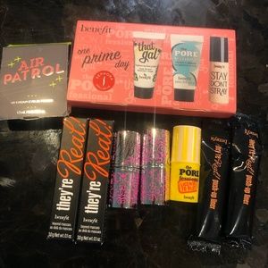 Benefit BRAND NEW Samples Bundle!